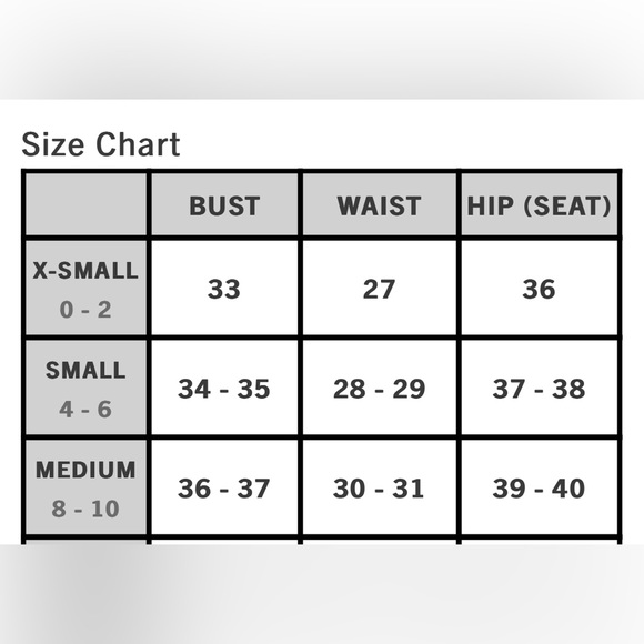 Women’s Carhartt Relaxed Fit Midweight Logo Graphic Hoodie - Picture 7 of 7